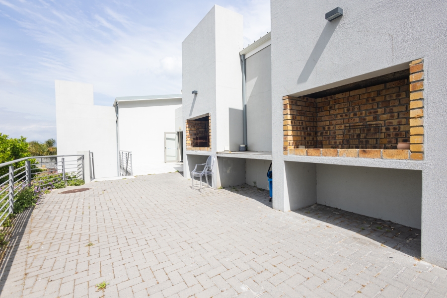 2 Bedroom Property for Sale in Ridgeworth Western Cape